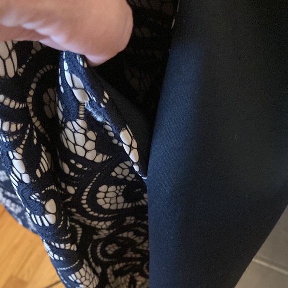 Danny and Nicole black 14P dress w/ gold inset w/ black lace-it has pockets! - Picture 4 of 5